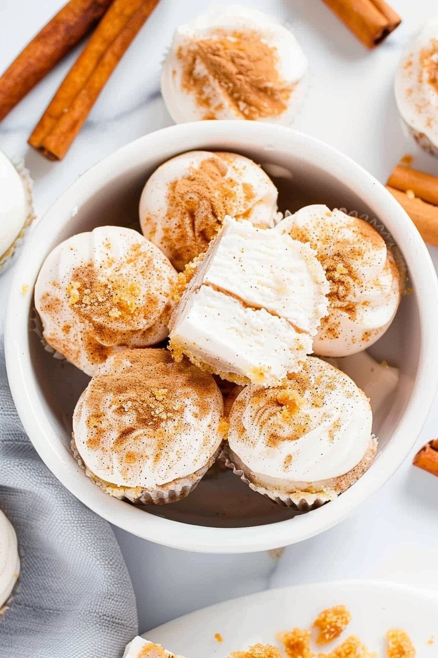 Cinnamon Swirl Cheesecake Bites: Creamy Spiced Perfection
