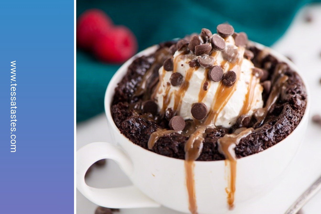 One-Minute Chocolate Cake: Tender, juicy, and succulent.: