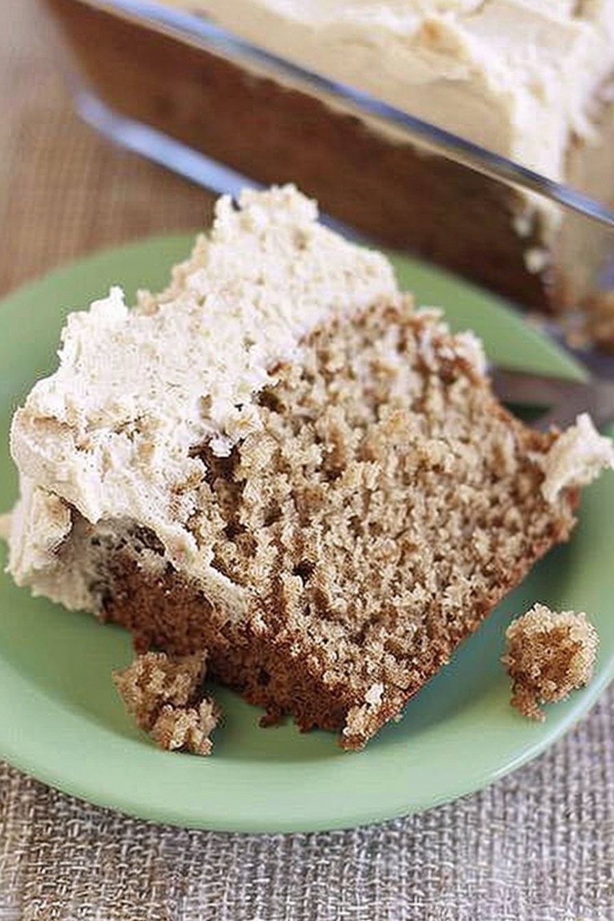 Spiced Apple Brown Sugar Cake: Warm cinnamon-kissed bliss.