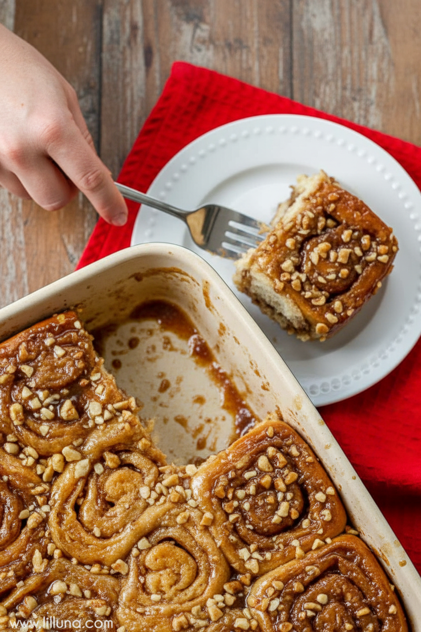 Sticky Walnut Buns