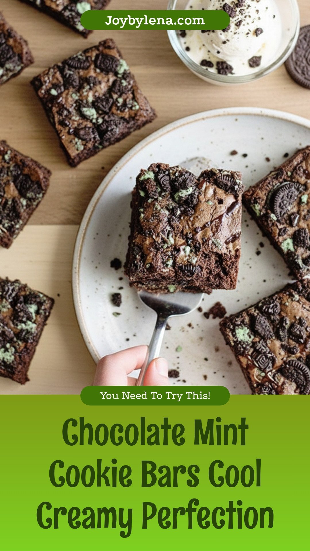 Chocolate Mint Cookie Bars: Cool, creamy, minty perfection.