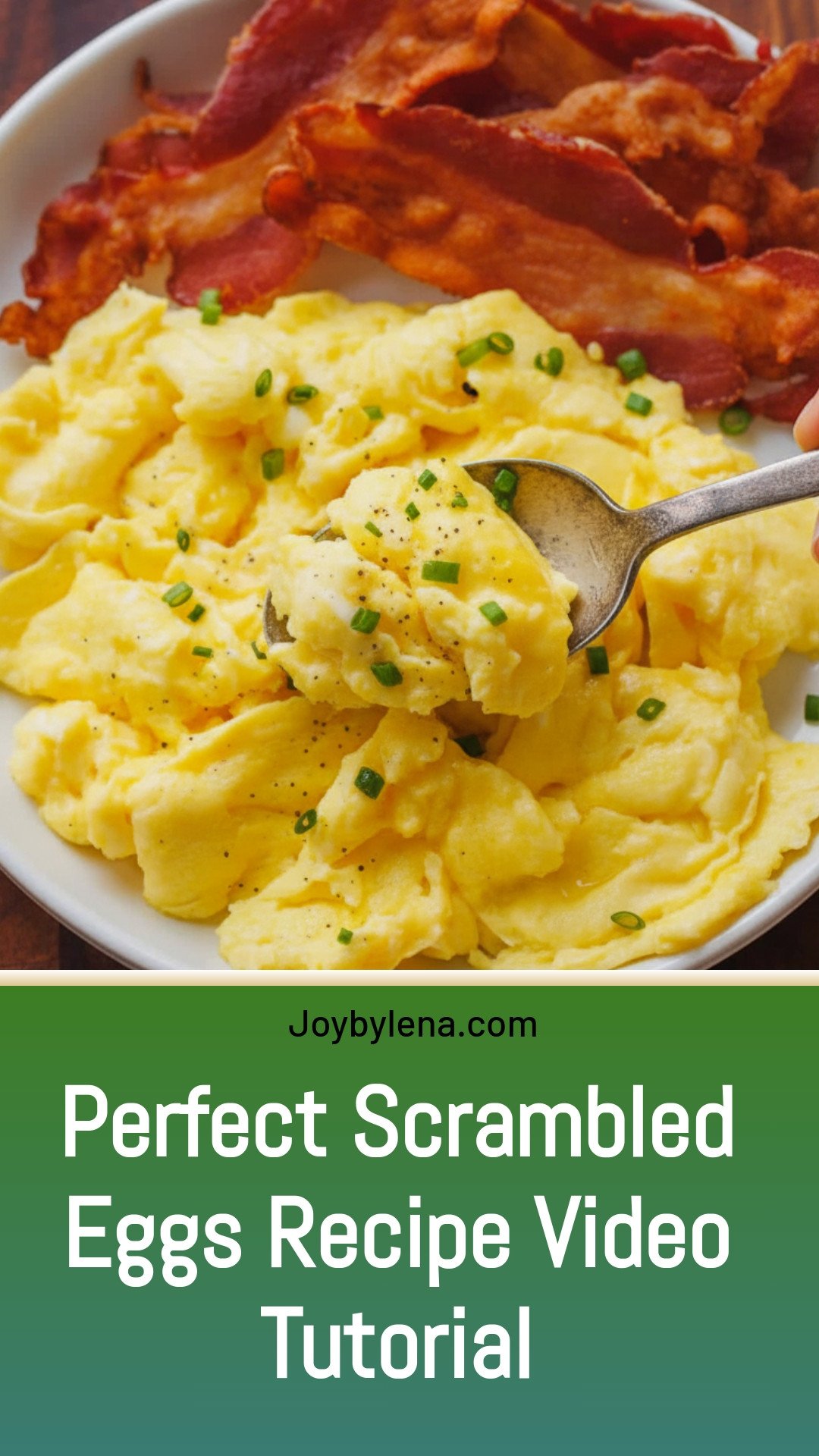 How to Make Scrambled Eggs (VIDEO)